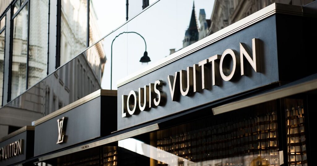 Sejarah Louis Vuitton